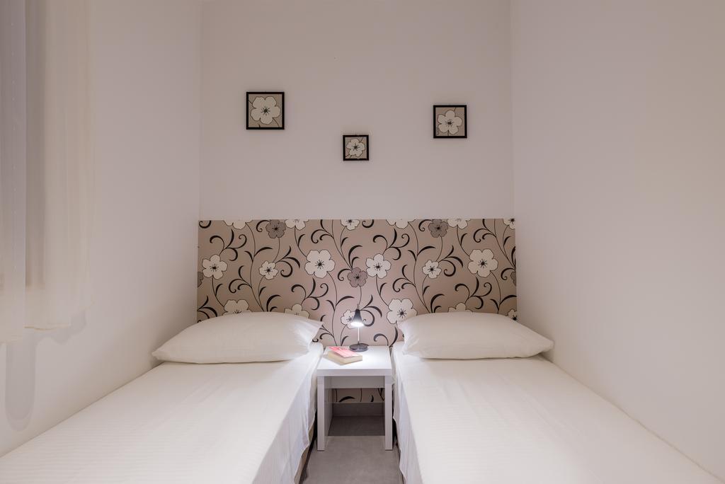 Apartments Lanterna โรกอซนิซา ห้อง รูปภาพ